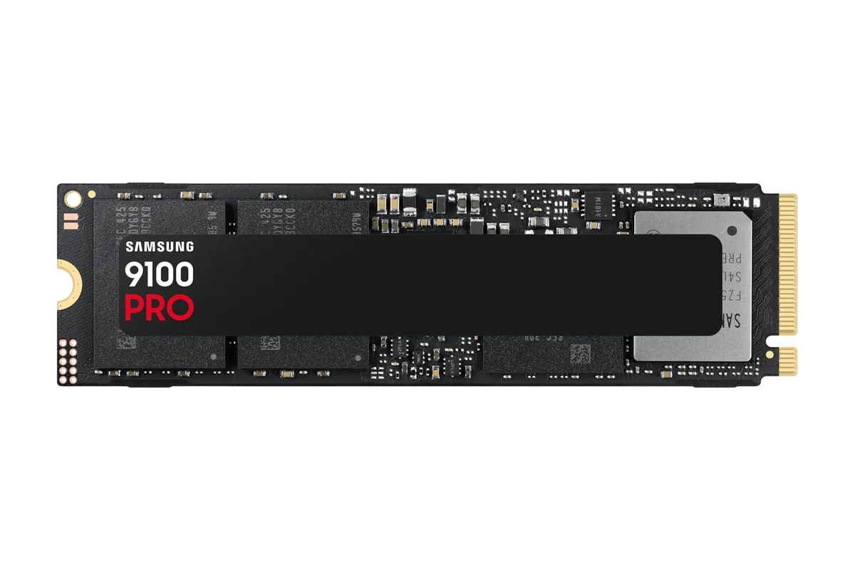 Samsung 9100 PRO SSD - 8TB - Ilman jäähdytyssiiliä - M.2 2280 - PCIe 5.0