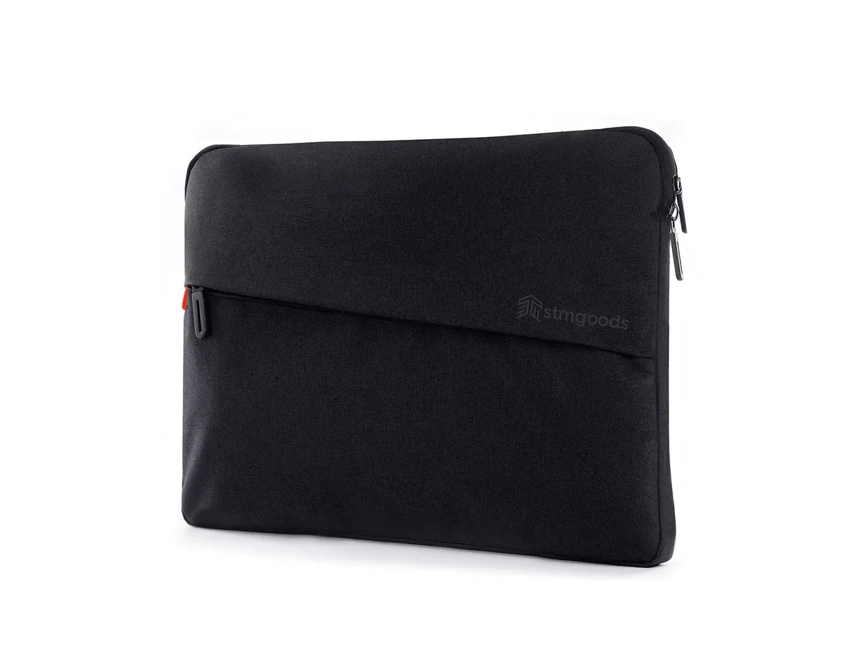 STM Gamechange sleeve -suojatasku, musta, 15"